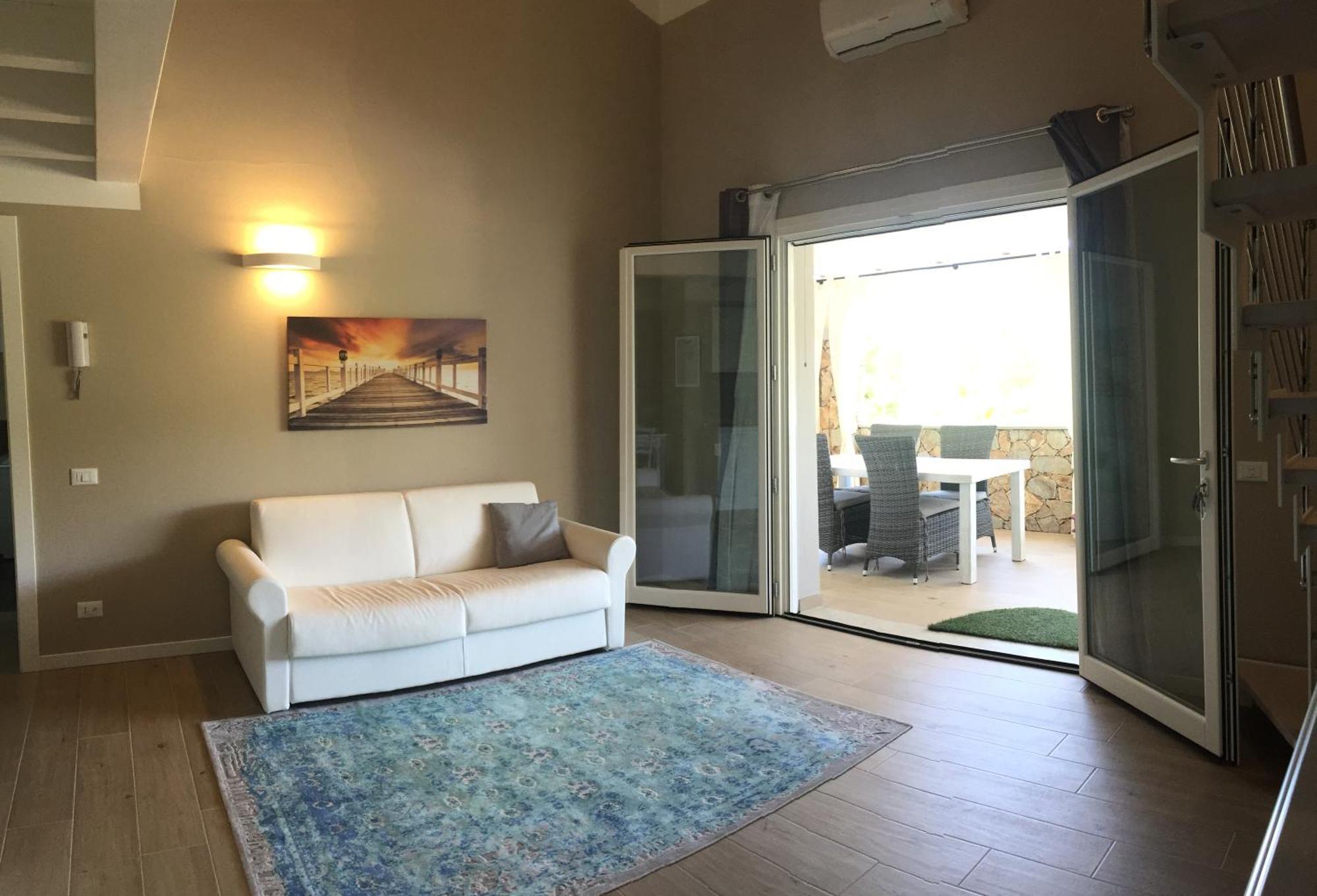 Residence Elegance Ville Ed Appartamenti A Porto Pino Ngoại thất bức ảnh