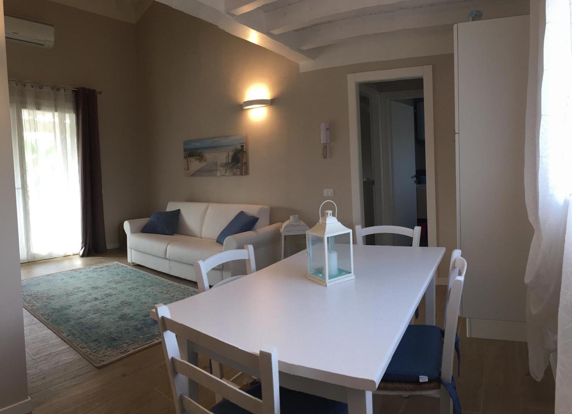 Residence Elegance Ville Ed Appartamenti A Porto Pino Ngoại thất bức ảnh