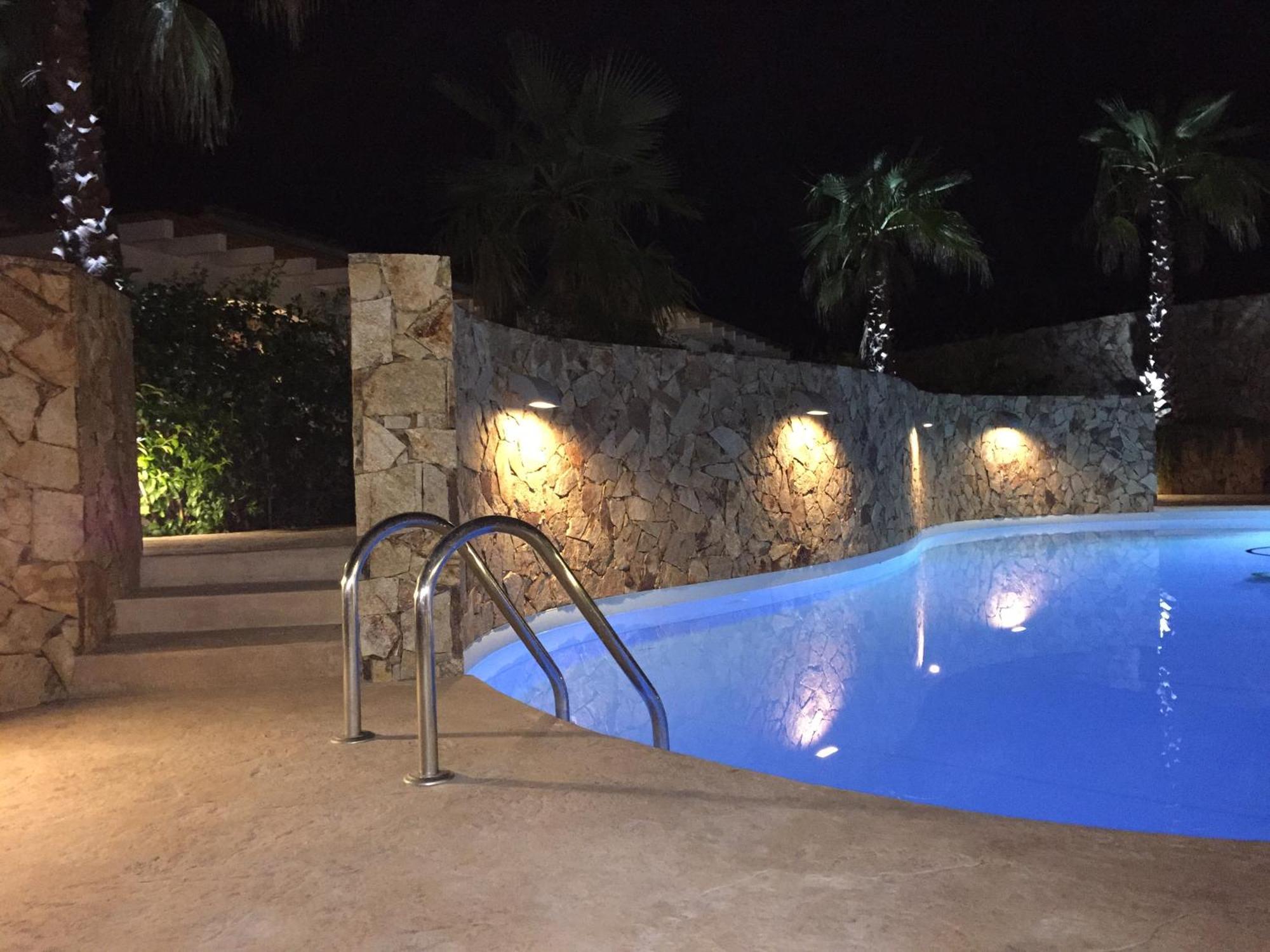 Residence Elegance Ville Ed Appartamenti A Porto Pino Ngoại thất bức ảnh